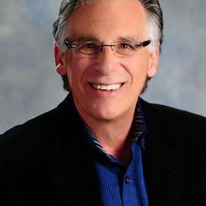 Gary-Grossman-book-photo_uprez-300×300